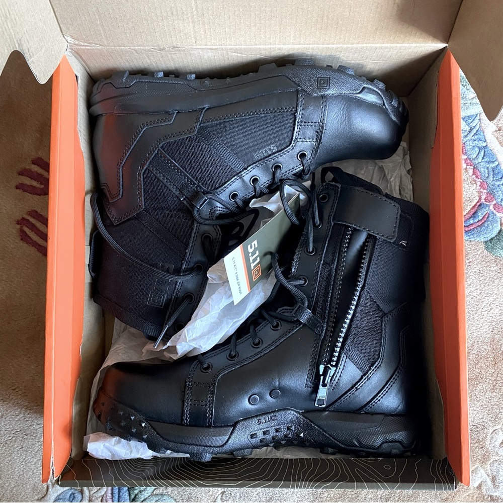 NIB 5.11® A/T™ 8" WATERPROOF SIDE ZIP BOOT.